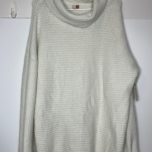 NWT Anthropologie Pilcro Cowl Neck Ivory Oversized Knit Sweater - Picture 6 of 12